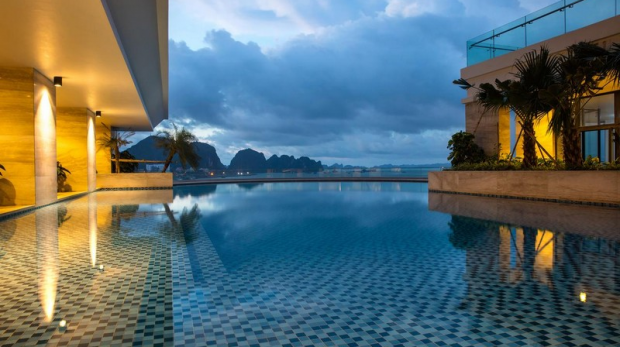 wanderlust-tips-five-star-experience-at-wyndham-legend-halong-bay