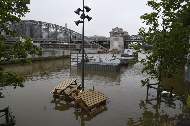 Wanderlust Tips Magazine | Paris flooded right before Euro 2016