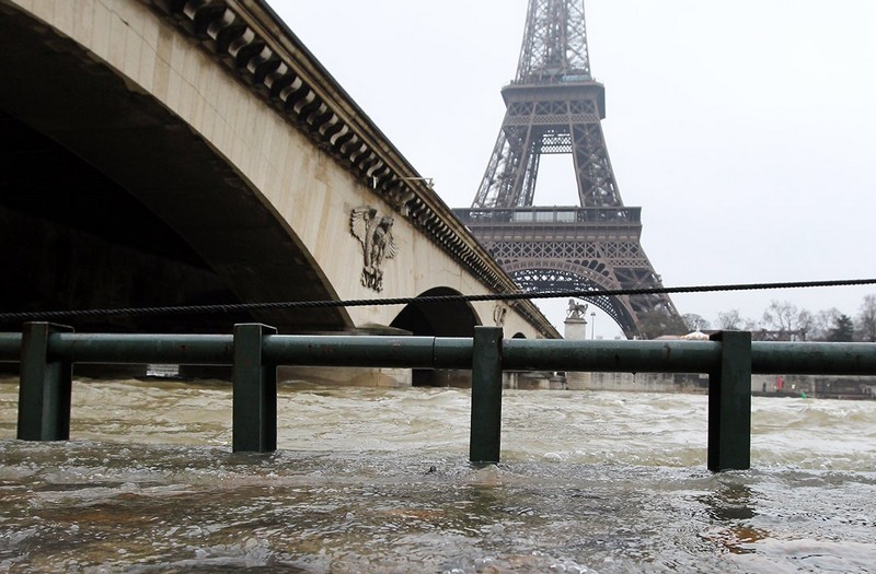 Wanderlust Tips Magazine | Paris flooded right before Euro 2016