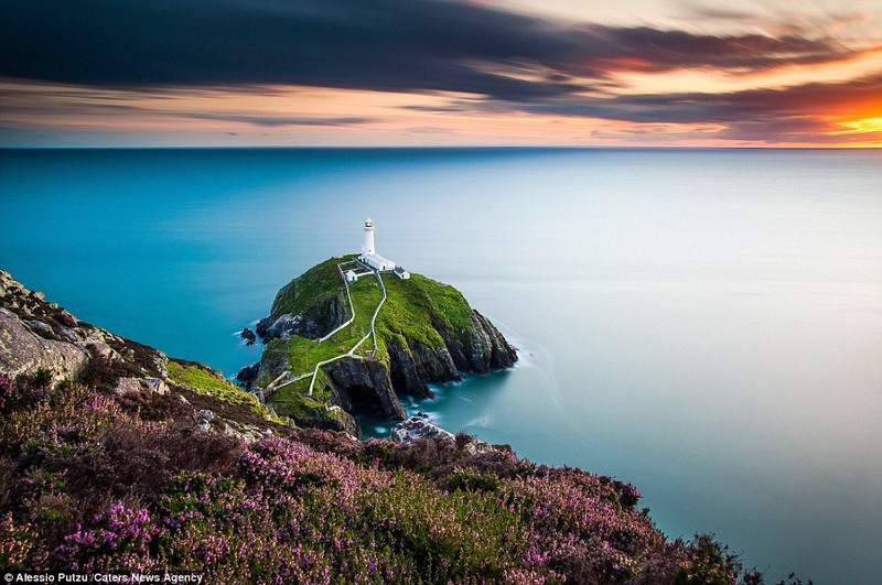 Wanderlust Tips Magazine | Britain's beautiful coast: Stunning ocean views