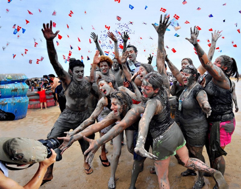 Wanderlust Tips Magazine | Psy to kick of Boryeong Mud Festival