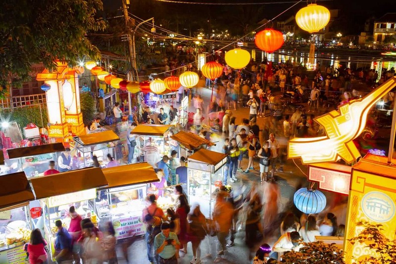 Wanderlust Tips Magazine | Danang and Hoi An- sparkling charm: 8 places to visit in evening