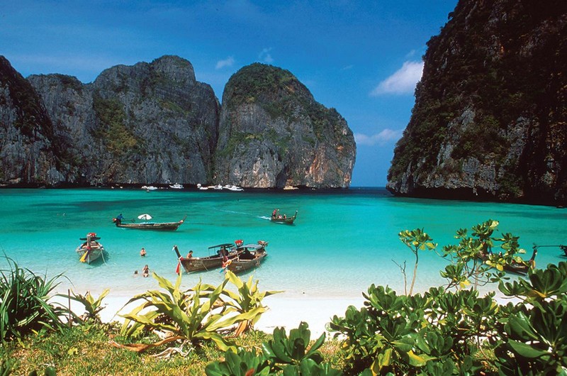 Wanderlust Tips Magazine | Ko Phi Phi: Paradise on Earth