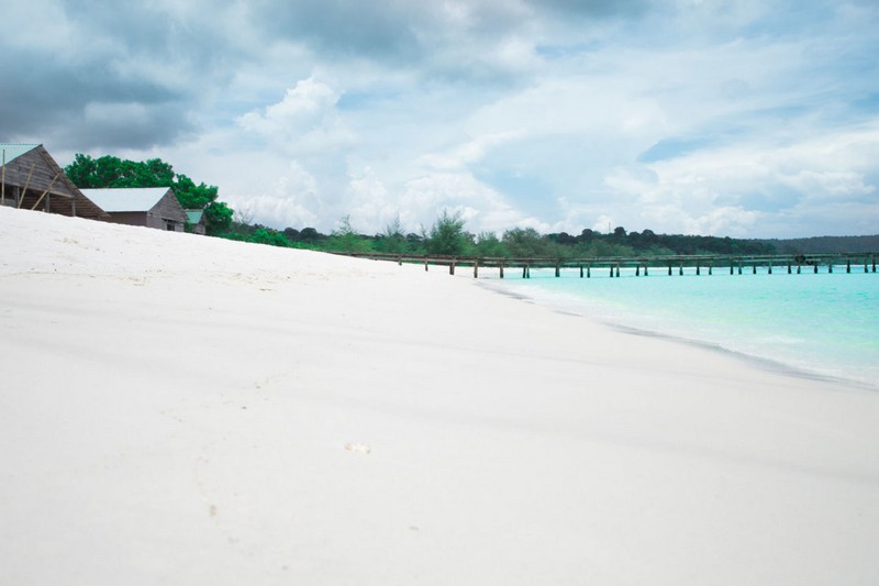 Wanderlust Tips Magazine | Koh Rong Samloem - Sun-filled summer at forgotten paradise island