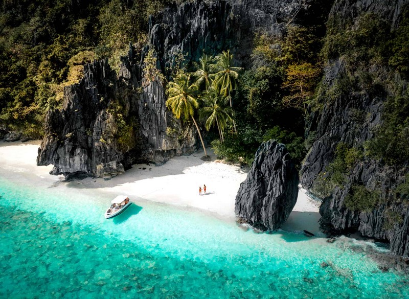 Wanderlust Tips Magazine | Palawan: Diving paradise in Philippines