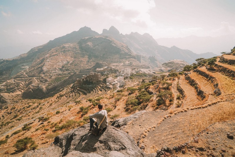 Wanderlust Tips Magazine | Spectacular beauty of mountaintop villages in Yemen