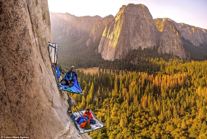 Wanderlust Tips Magazine | Hair-raising camping on the vertical rock cliff