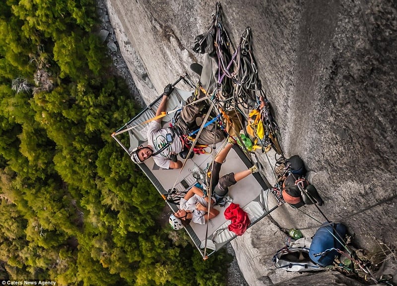 Wanderlust Tips Magazine | Hair-raising camping on the vertical rock cliff