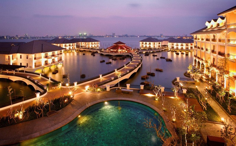 Wanderlust Tips Magazine | The bountiful new year feasts at InterContinental Hanoi Westlake