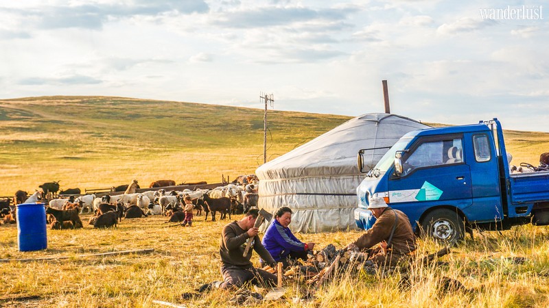 Wanderlust Tips Magazine | A 12-day road trip across the cold Gobi Desert