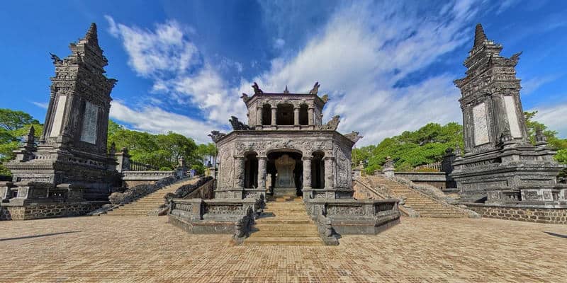 Wanderlust Tips Magazine | 8 must visit places in Hue in the afternoon