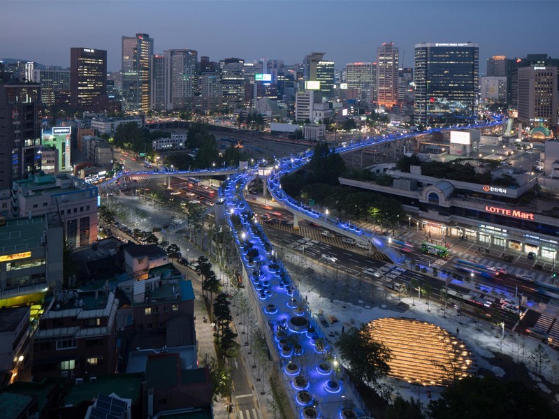 Wanderlust Tips Magazine | Seoullo 7017 Skygarden in Seoul, Korea