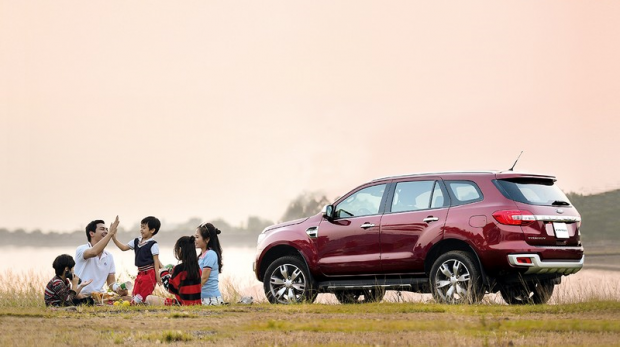 wanderlust-tips-family-travel-with-ford-everest