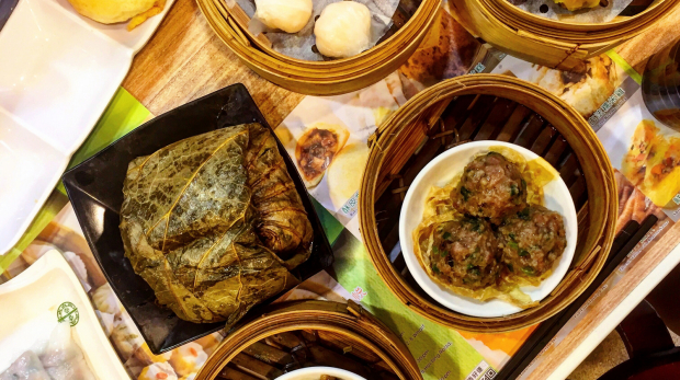 Wanderlust Tips Magazine | 3 Michelin starred street food vendors in Asia
