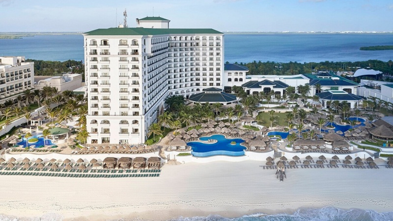 Wanderlust-Tips-trai-nghiem-dang-cap-sang-trong-tai-JW-Marriott-Cancun-Resort-Spa 12