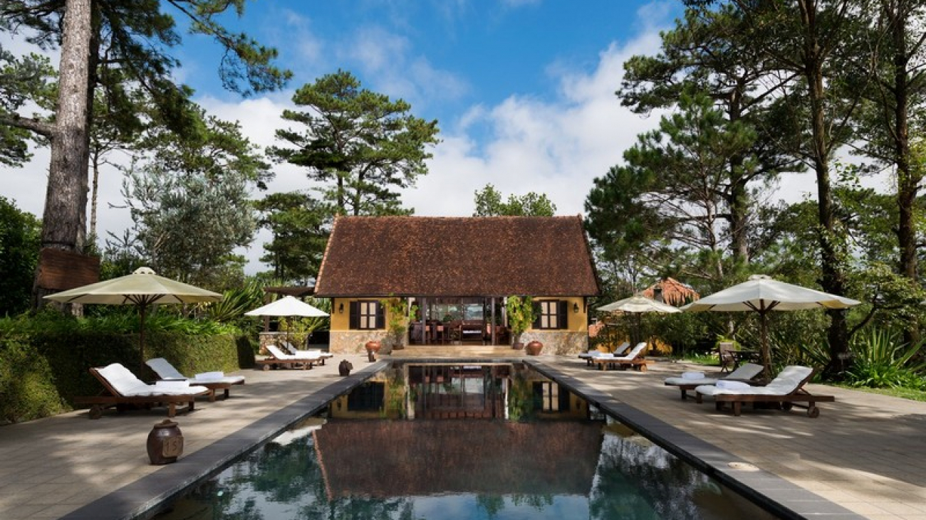 wanderlust-tips-ana-mandara-villas-dalat-resort-and-spa-wins-the-leading-luxury-mountain-resort-201901