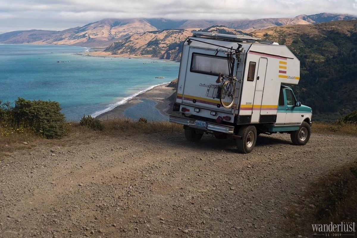 Wanderlust Tips | Van Life: Adventures with Romantic Souls