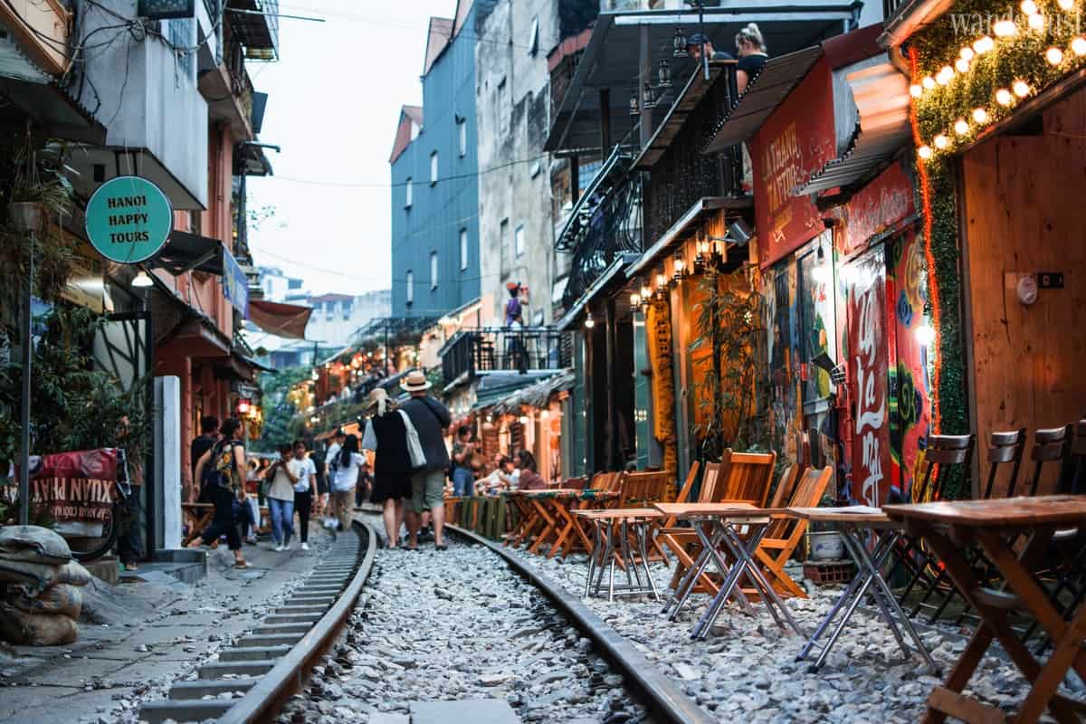 Wanderlust Tips magazine | Hanoi in my heart