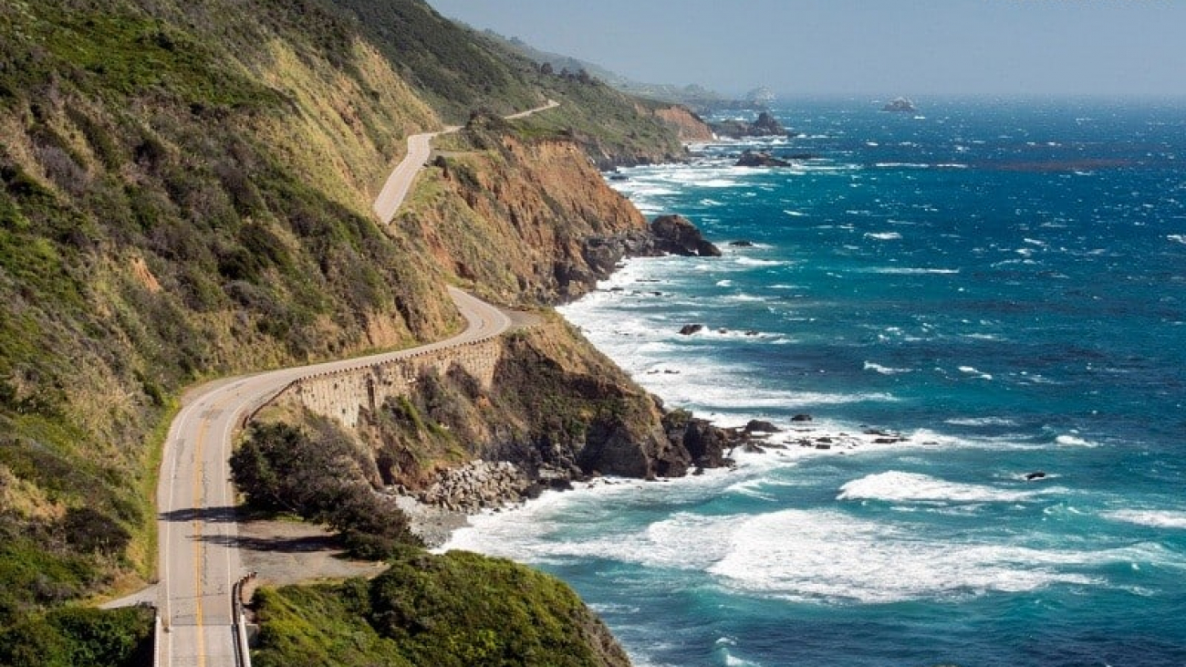 Wanderlust Tips Magazine | The world’s most beautiful coastal roads that you have to drive in your lifetime