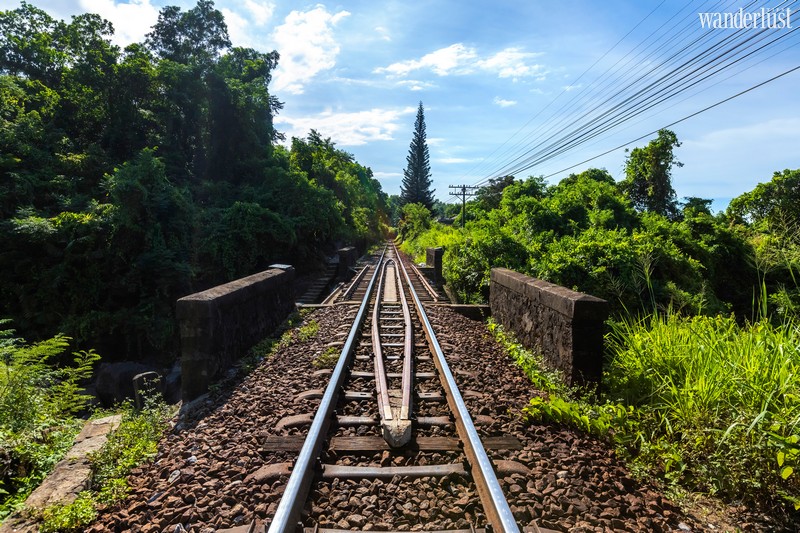 Wanderlust Tips Travel Magazine | The rhythmic clickety-clack of a Central Vietnam rail journey