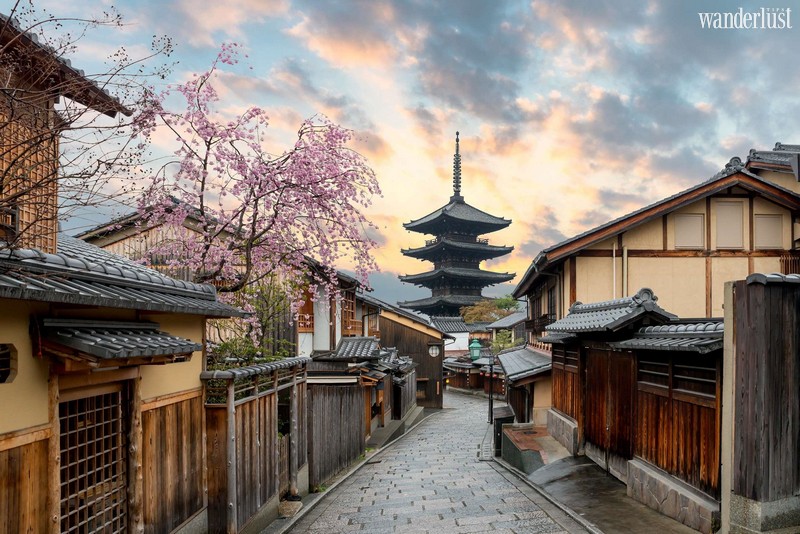 Wanderlust Tips Travel Magazine | Top 5 amazing cities to visit in Asia