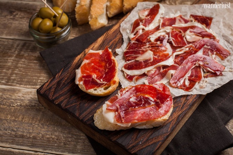 Wanderlust Tips Magazine | The best food in Andalusia that will make you adore Spanish cuisine