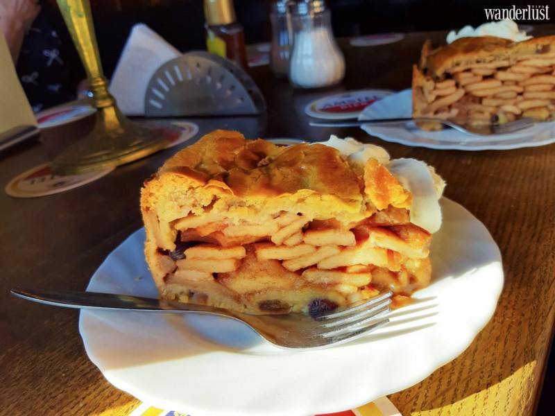 Wanderlust Tips Magazine | 7 iconic European pie styles that are worth a try on your travels