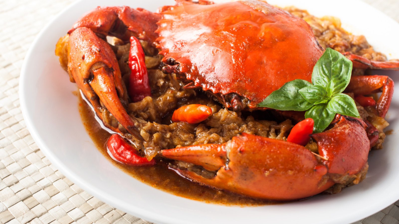 1 Wanderlust Tips - [Singapore's Iconic Dish Diving Into The Decadence Of Chilli Crab]