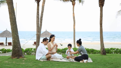 Danang Marriott Resort & Spa Where love flourishes, and families connect amidst verdant nature 13