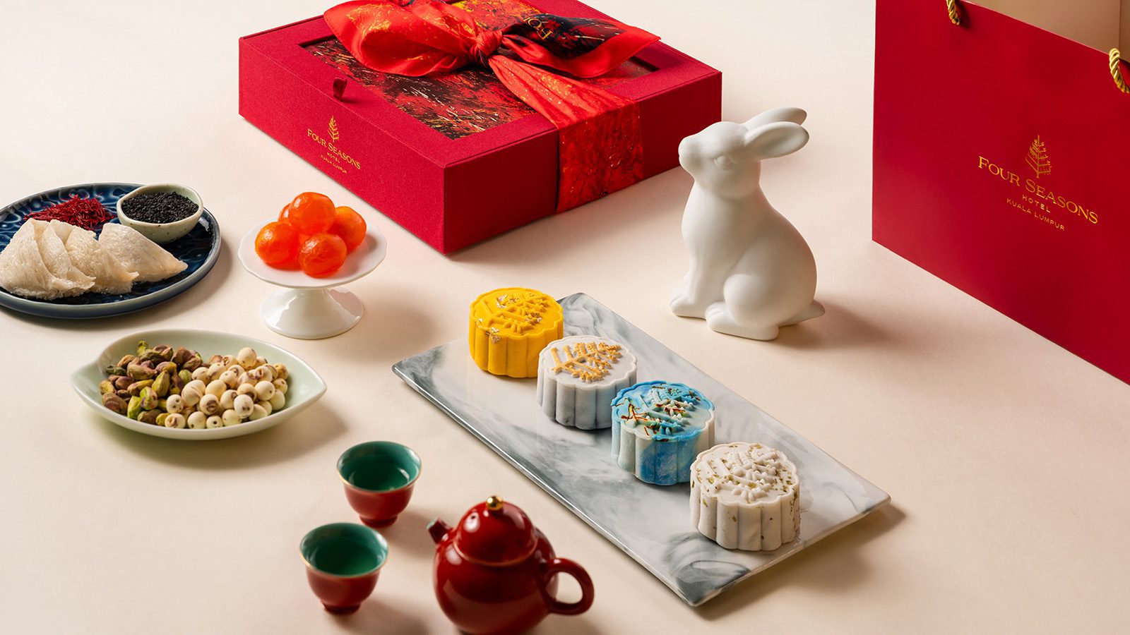 Four Seasons Hotel Kuala Lumpur proudly presents a selection of handcrafted mooncakes, the perfect gift to share the magical spirit of the mid-autumn festival with loved ones