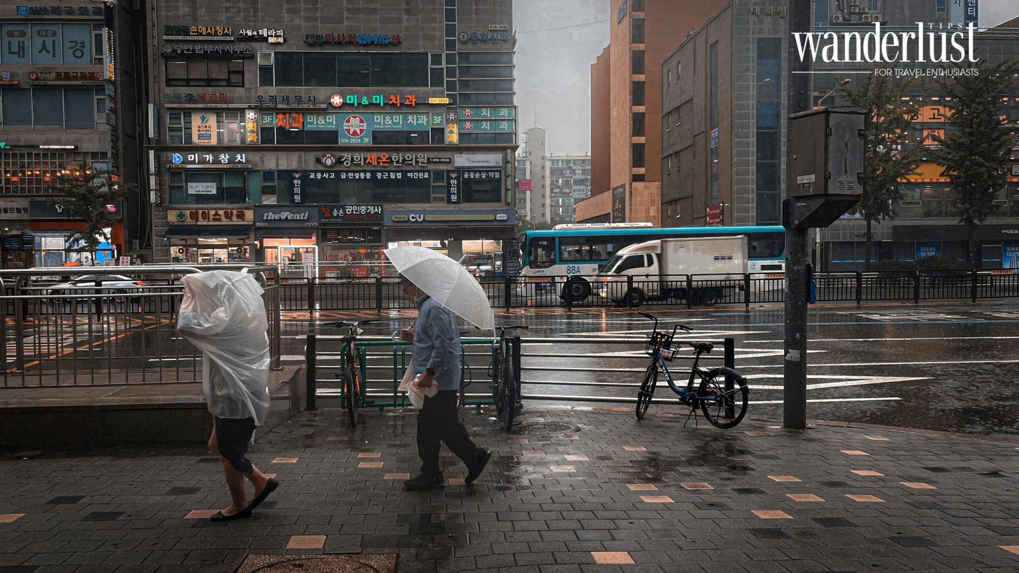 Turning Back Raining What about the rain? Turn the rain into a memorable travel memory ...
