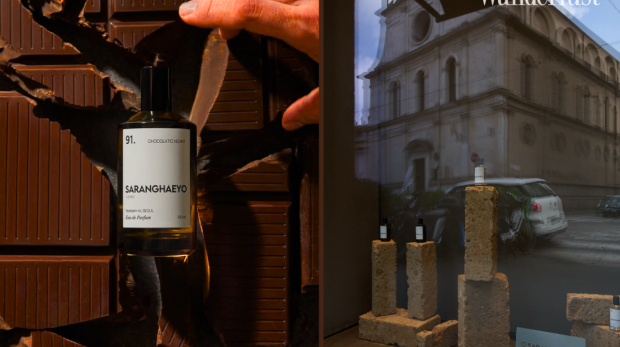 The Olfactory Symphony The Art of the Scent Pyramid