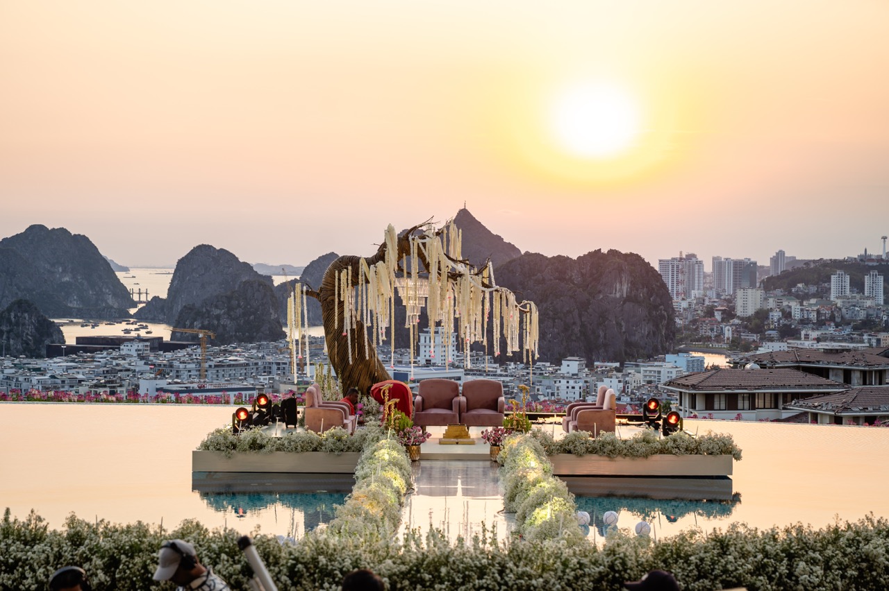 Destination wedding at FLC Ha Long