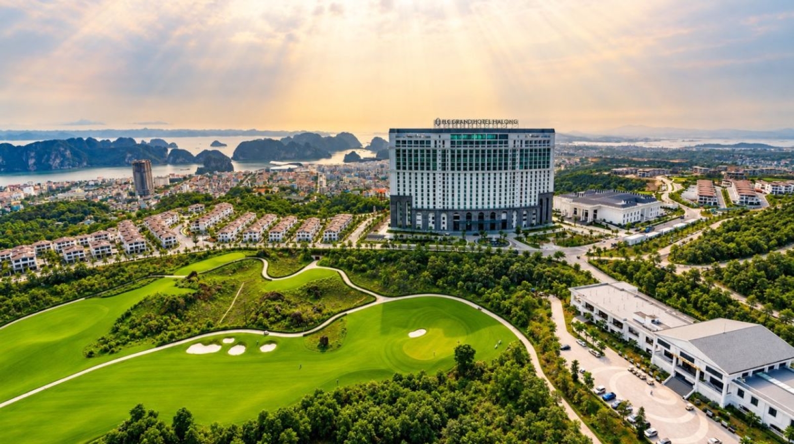 FLC HA LONG